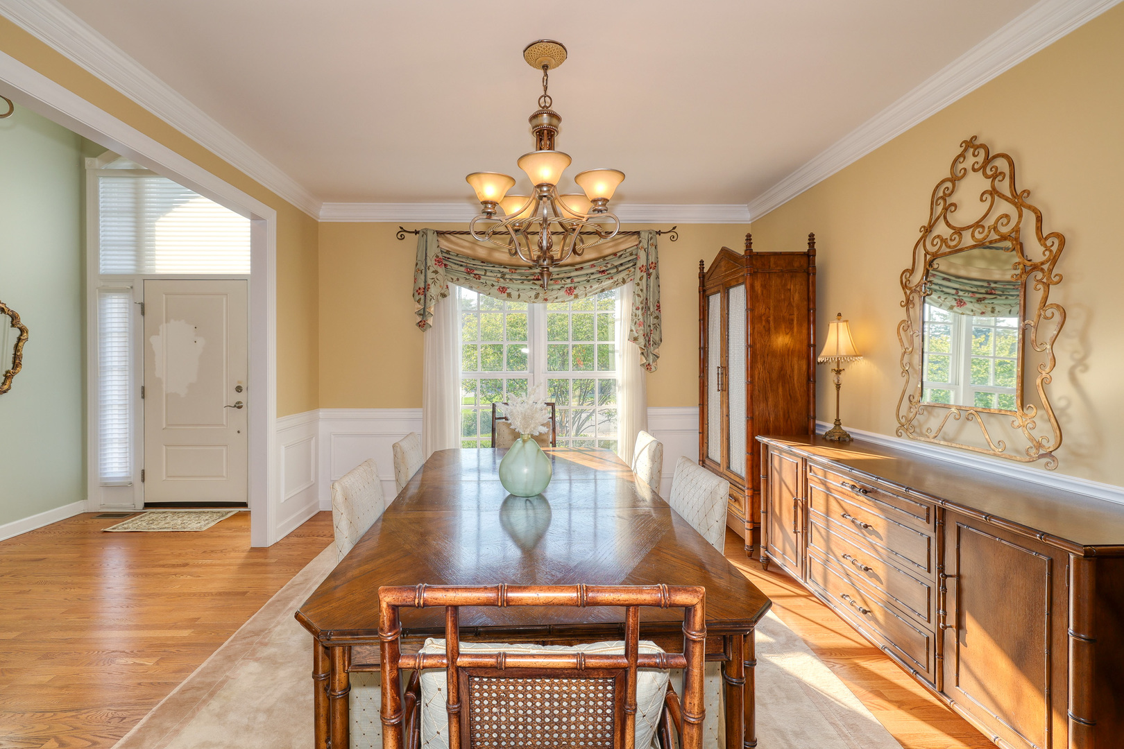 771 Fox Run Drive, Geneva, IL 60134