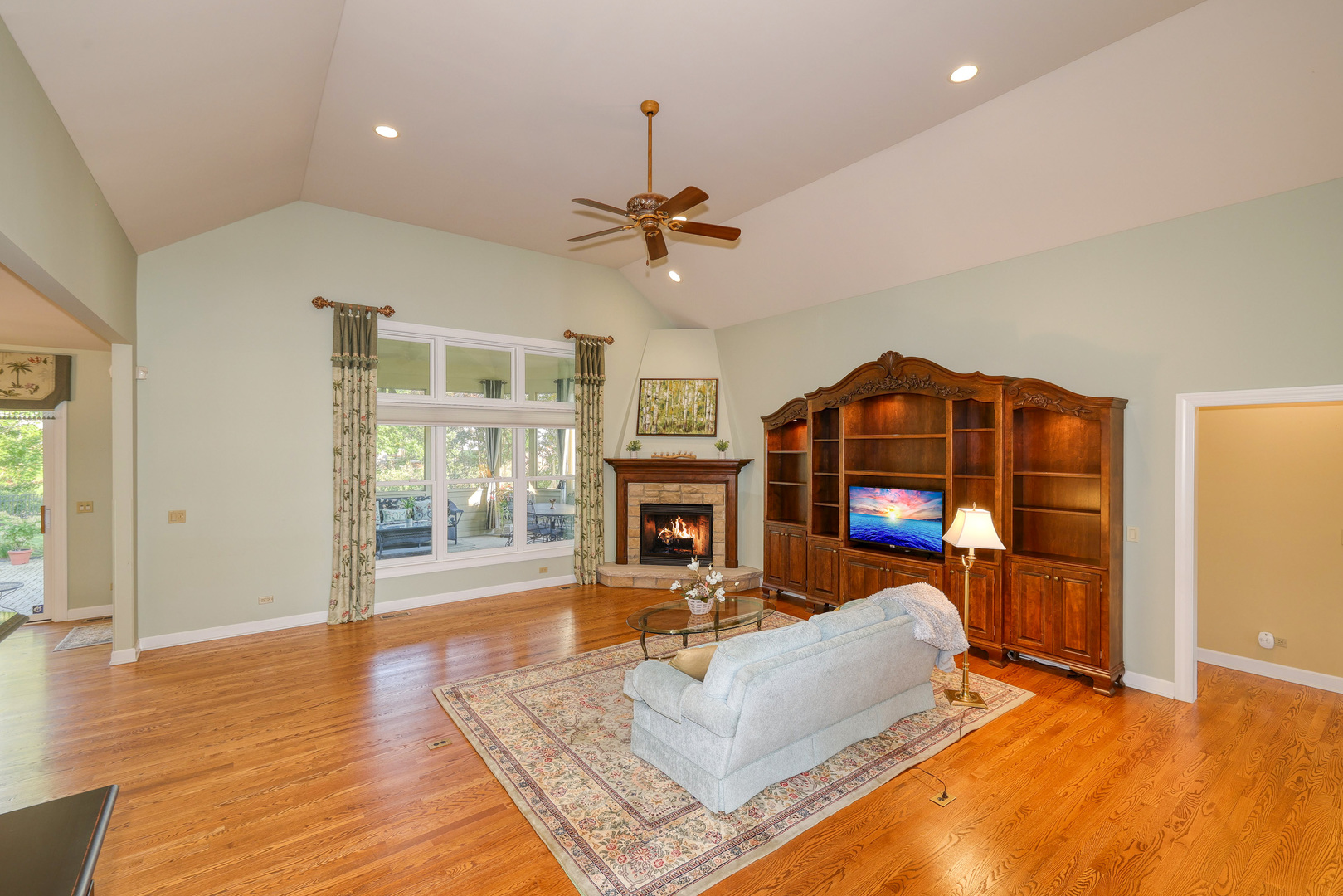 771 Fox Run Drive, Geneva, IL 60134
