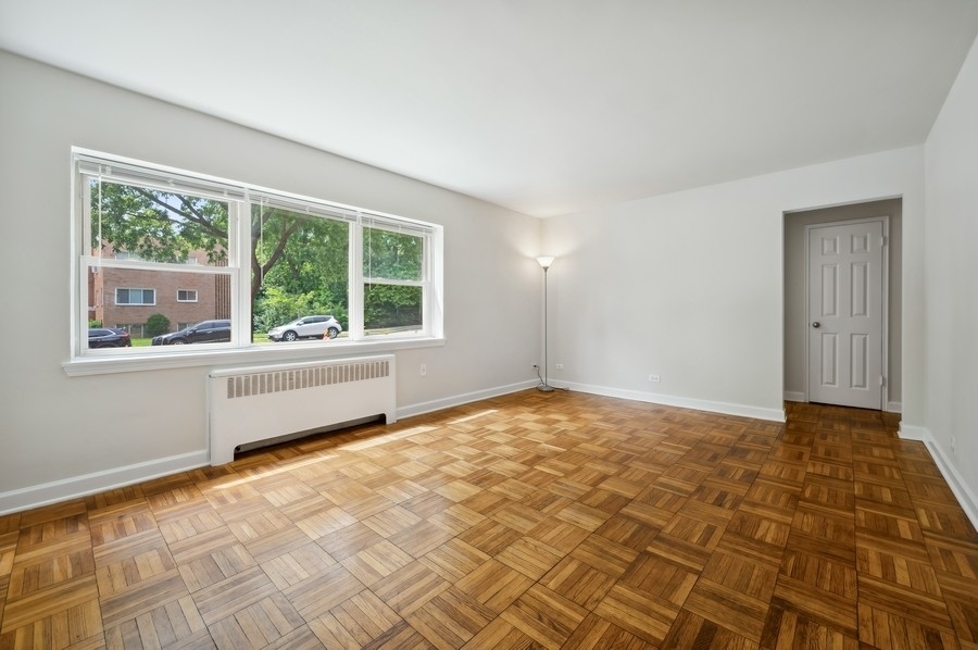 205 Custer Avenue #1, Evanston, IL 60202