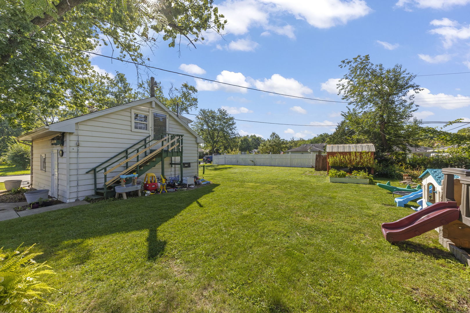 2441 Spruce Road, Homewood, IL 60430