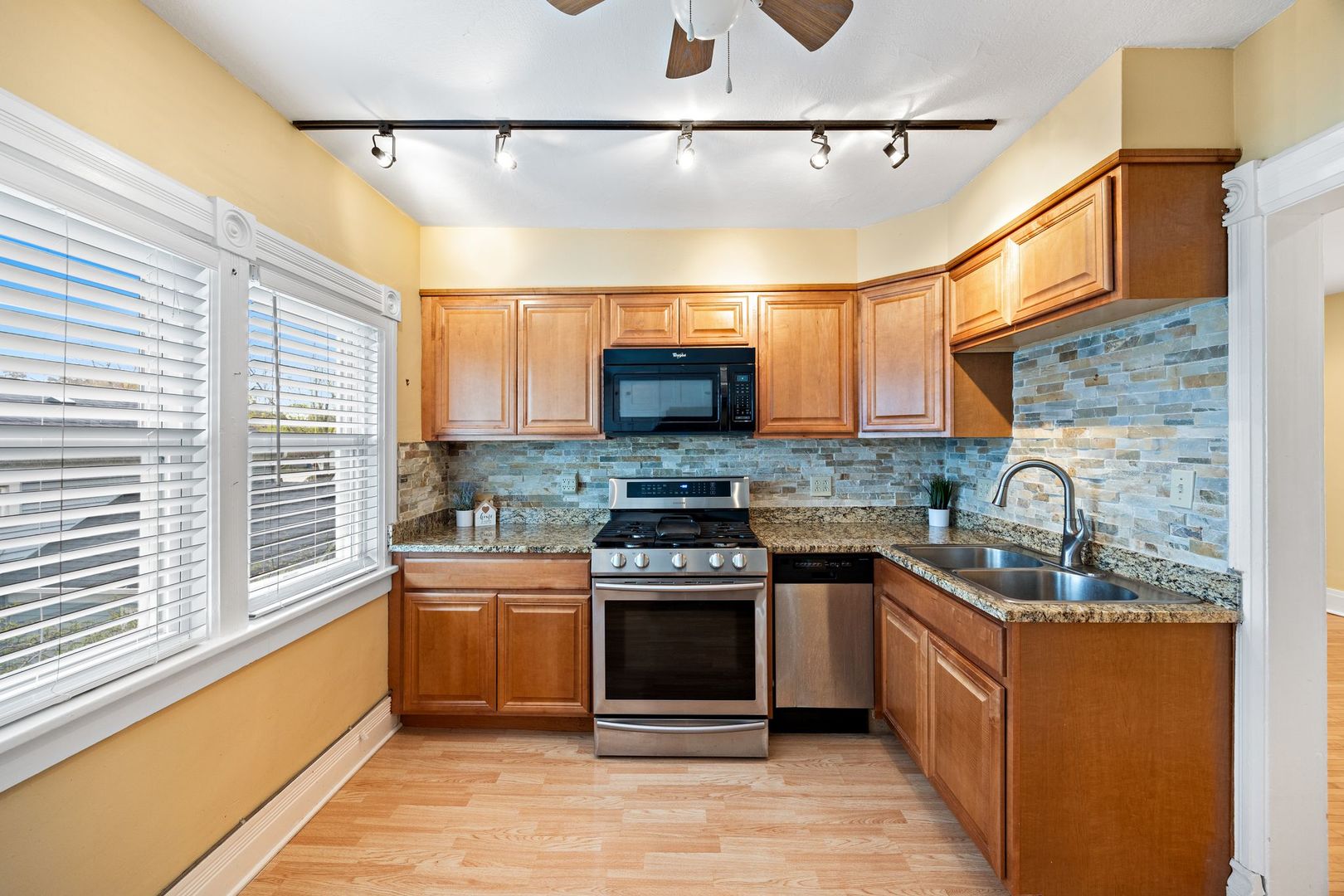 509 W Main Street, West Dundee, IL 60118