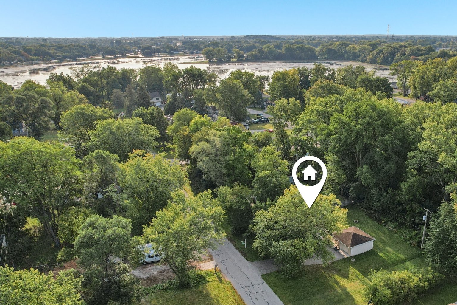 819 Southside Avenue, McHenry, IL 60051