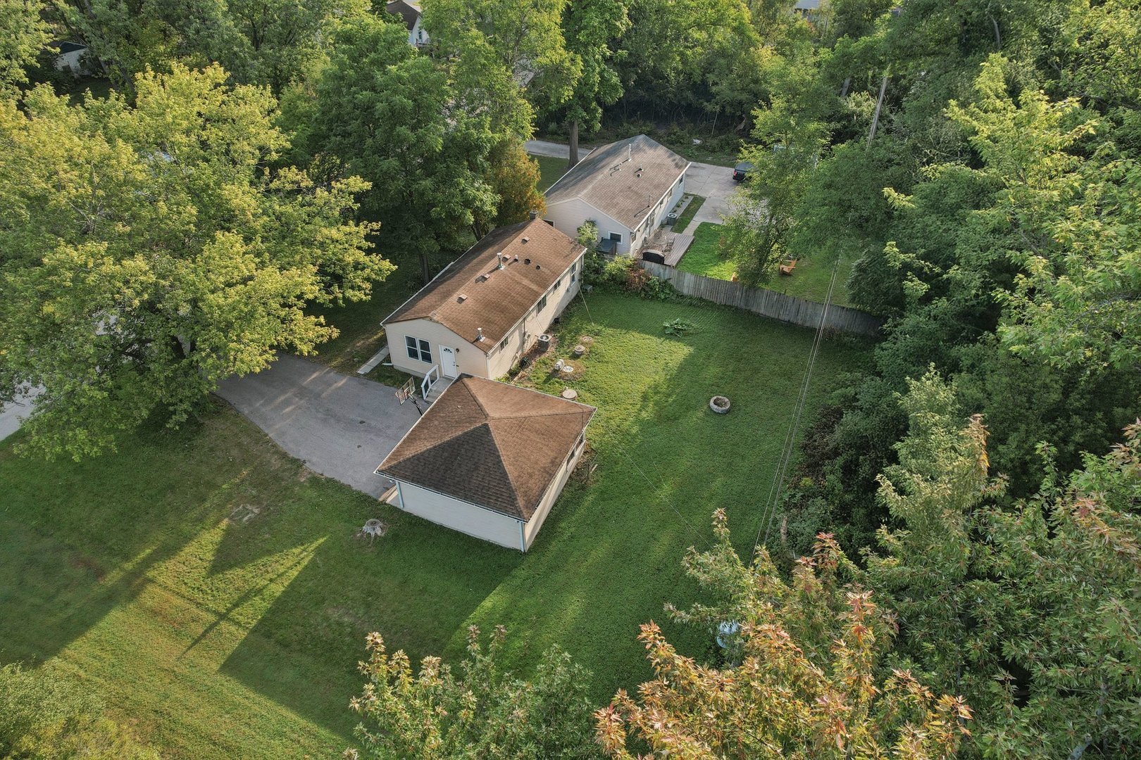 819 Southside Avenue, McHenry, IL 60051