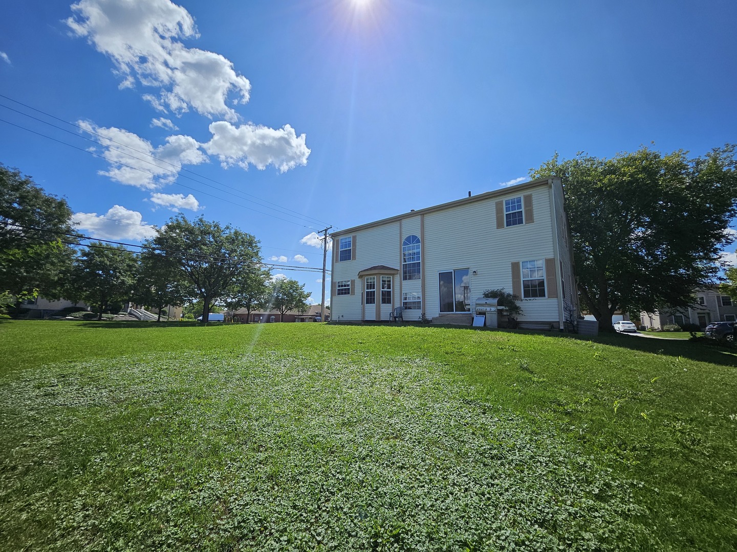24 Jefferson Lane, Streamwood, IL 60107
