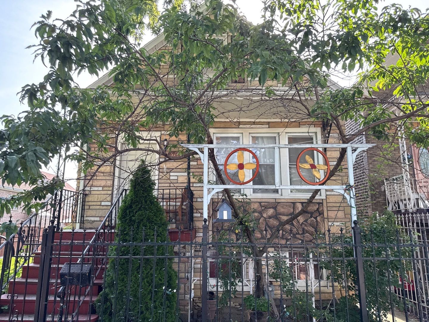 5147 S Campbell Avenue, Chicago, IL 60632
