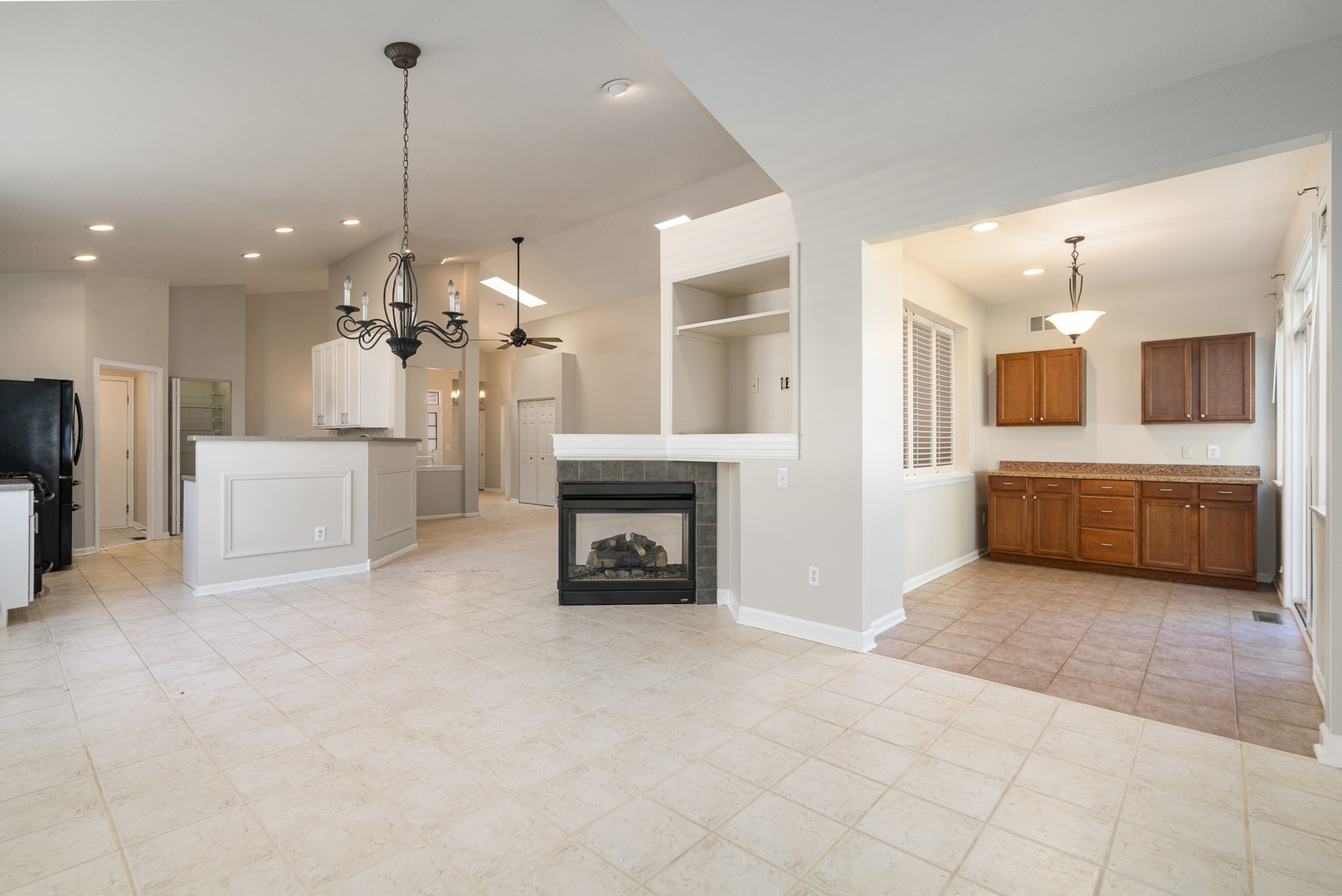 1611 BENZIE Circle, Romeoville, IL 60446