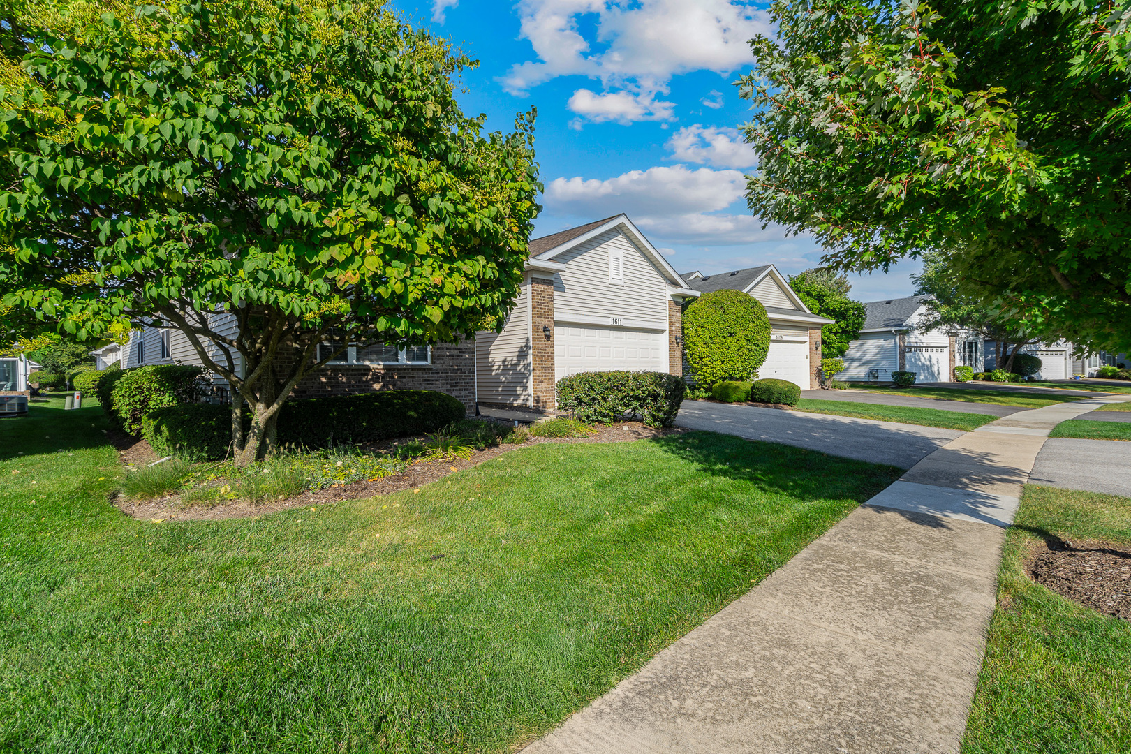 1611 BENZIE Circle, Romeoville, IL 60446