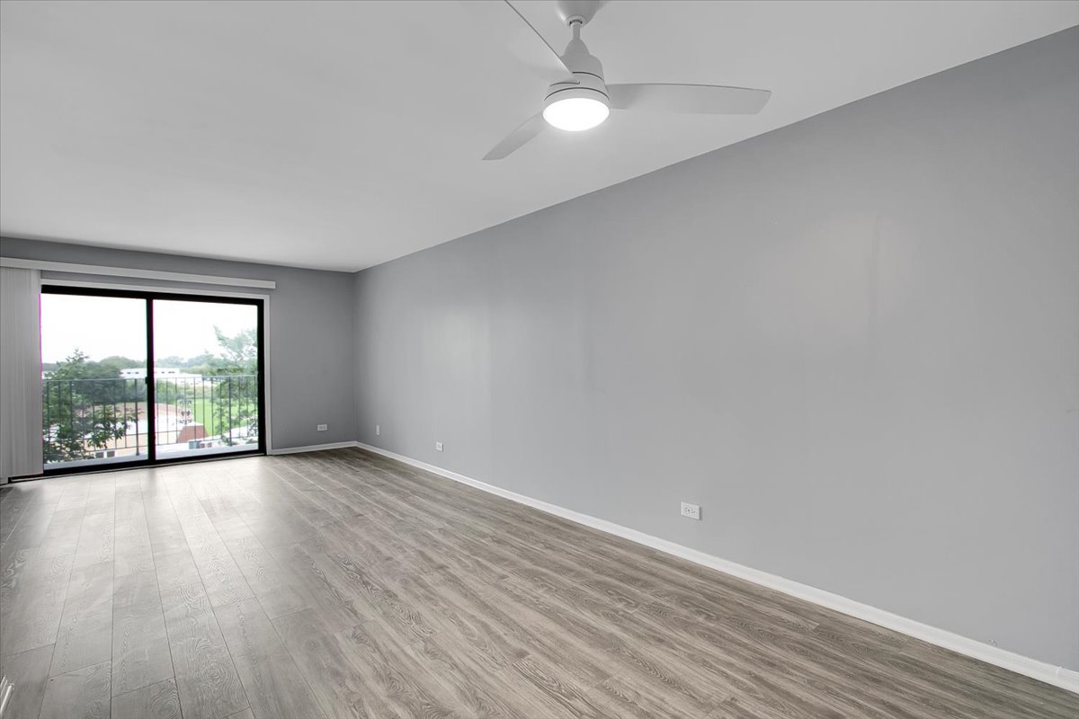 6540 W Irving Park Road #603, Chicago, IL 60634