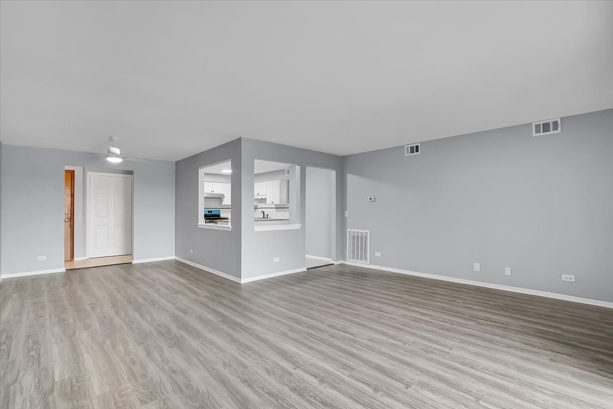 6540 W Irving Park Road #603, Chicago, IL 60634