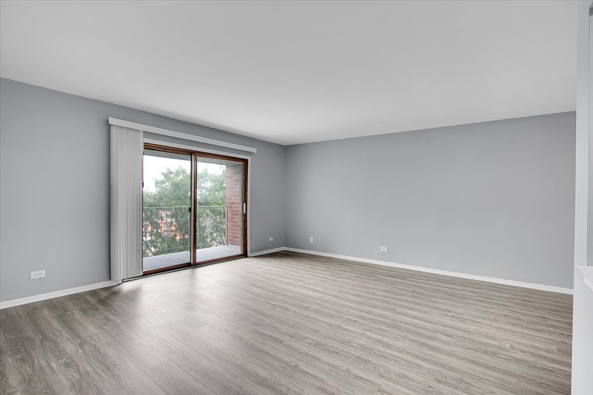6540 W Irving Park Road #603, Chicago, IL 60634