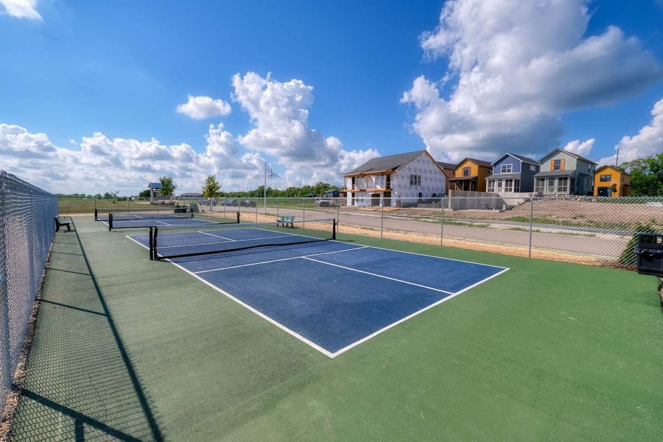 12 Redbud Row, Ottawa, IL 61350