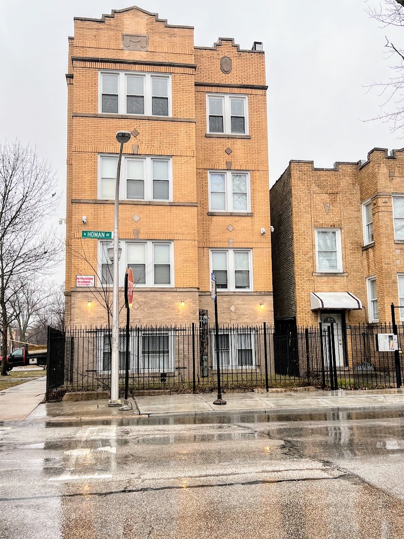 3355 W Huron Street #1, Chicago, IL 60651