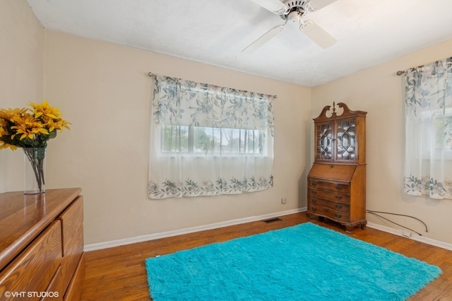 8937 Fairlane Drive, Bridgeview, IL 60455