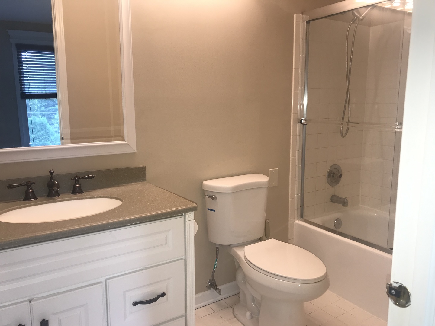 7835 Darien Lake Drive, Darien, IL 60561