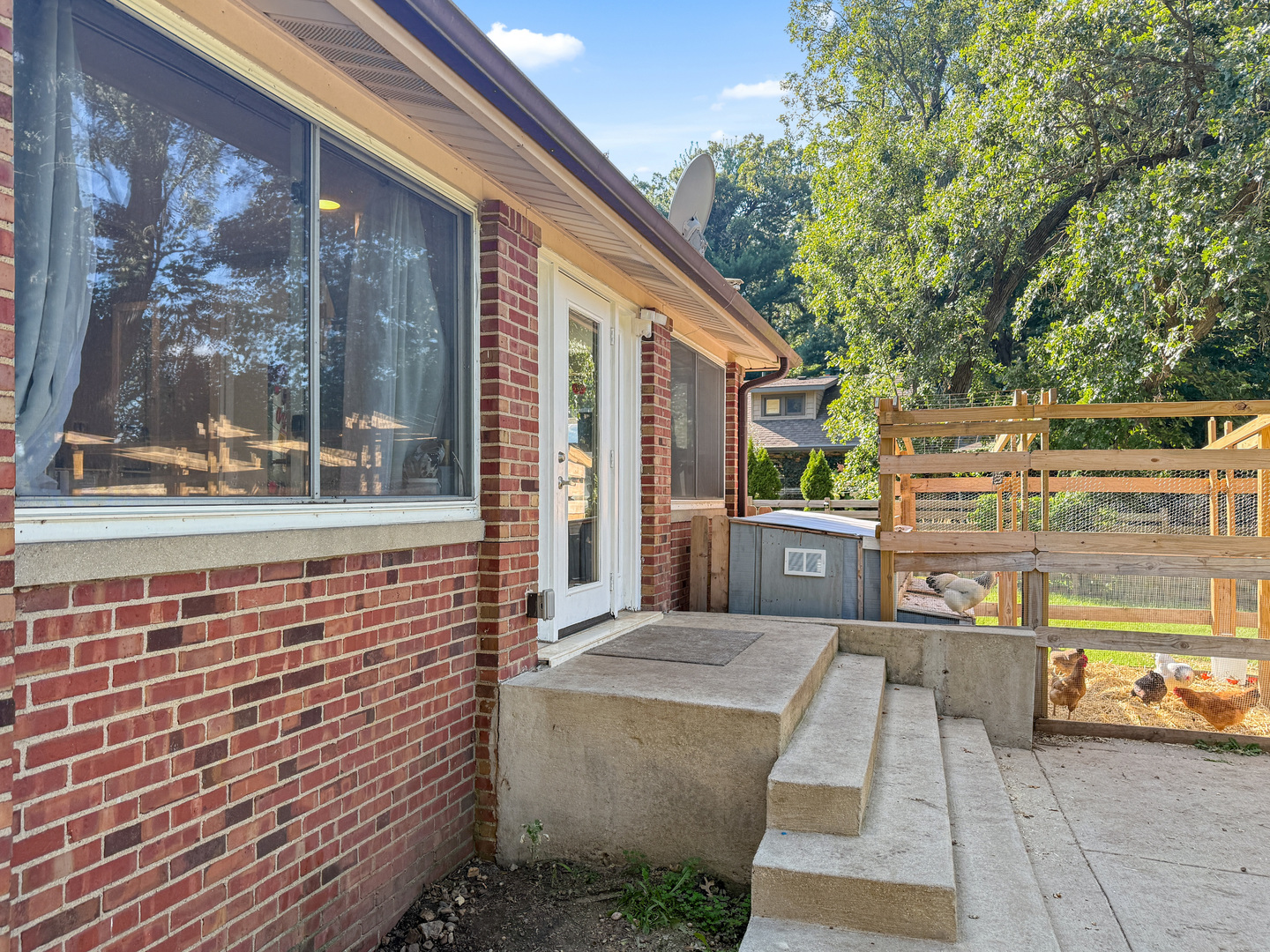 4097 Oaklane Road, Rockford, IL 61109