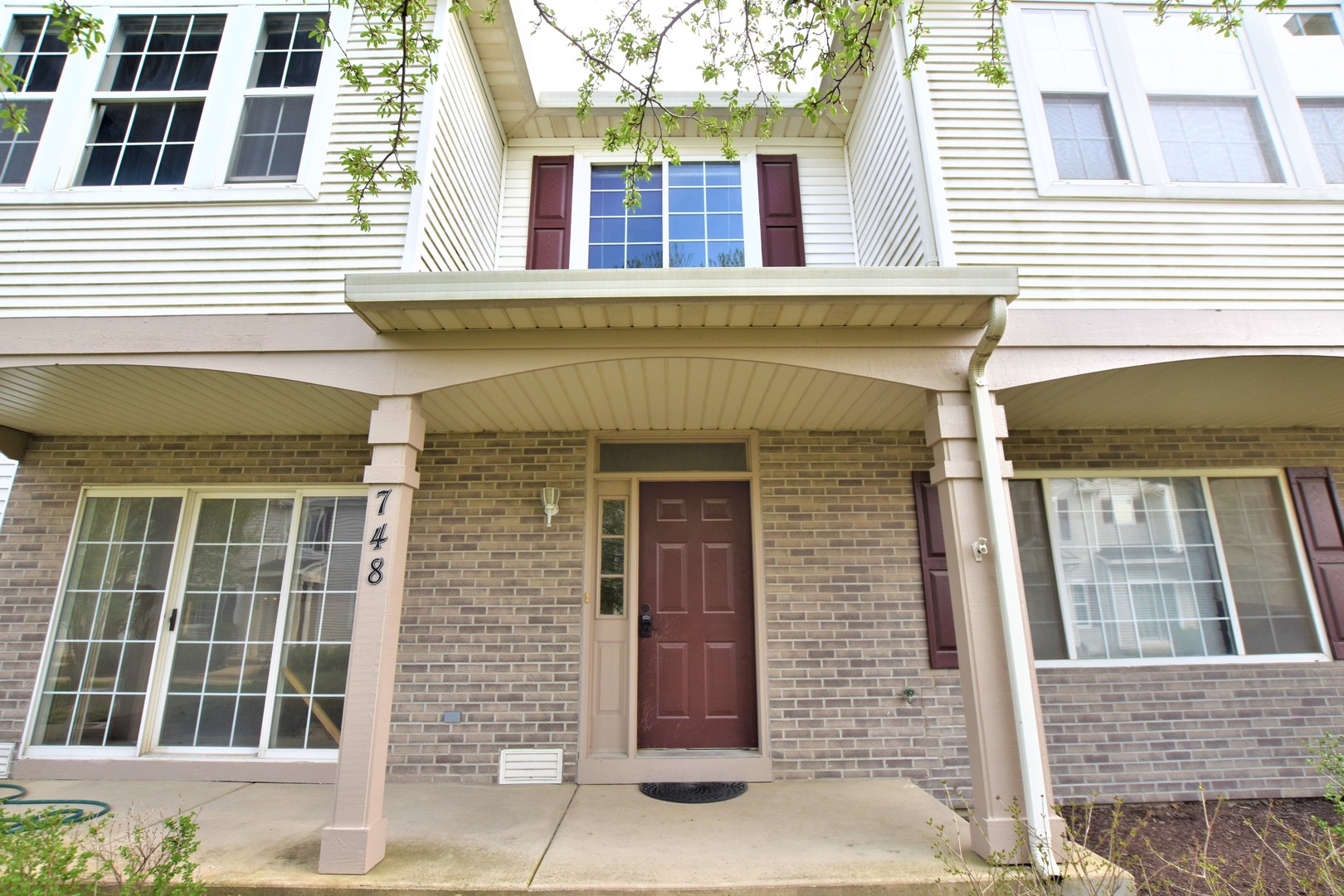 748 COUNTY LINE Road #748, Aurora, IL 60502