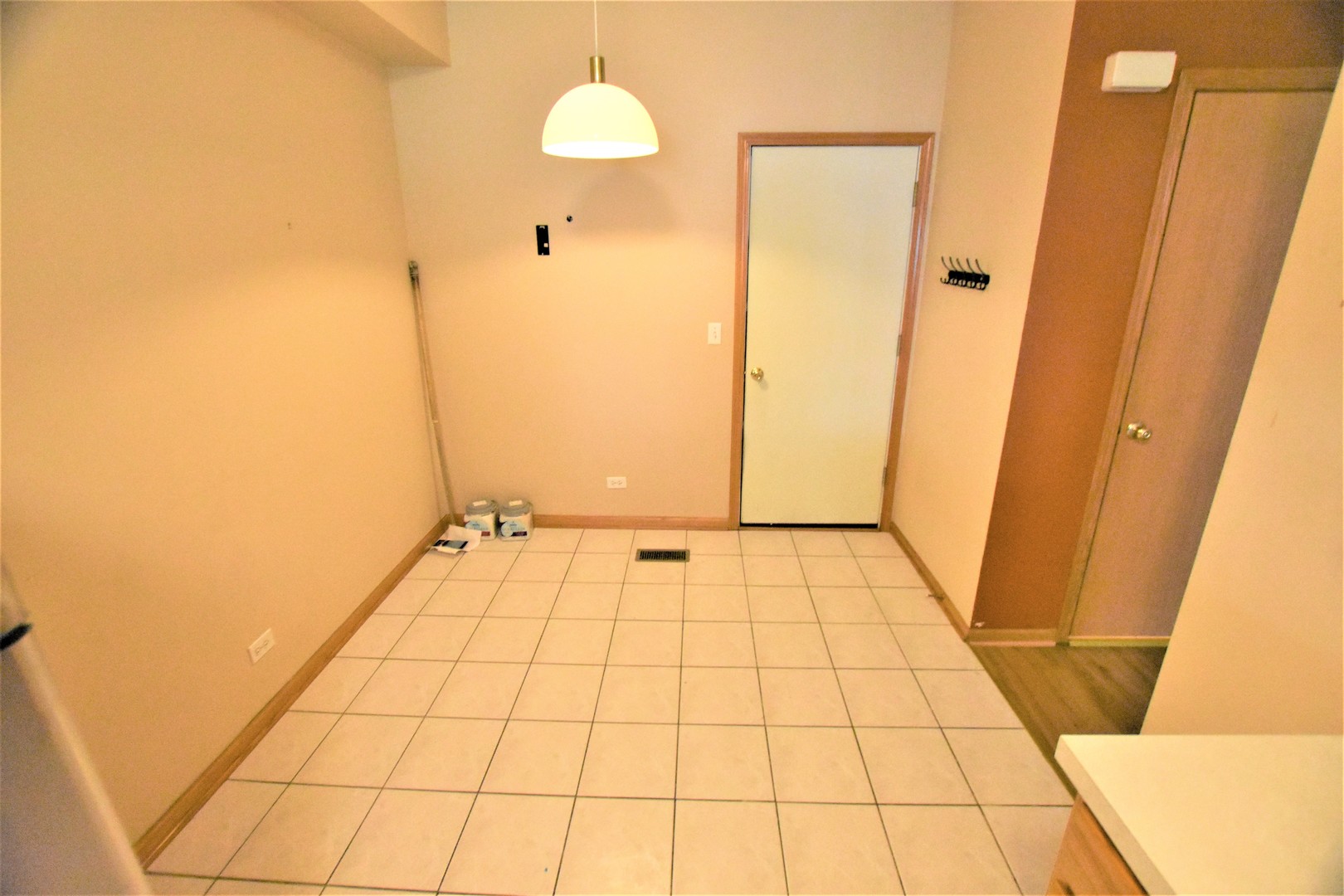 748 COUNTY LINE Road #748, Aurora, IL 60502