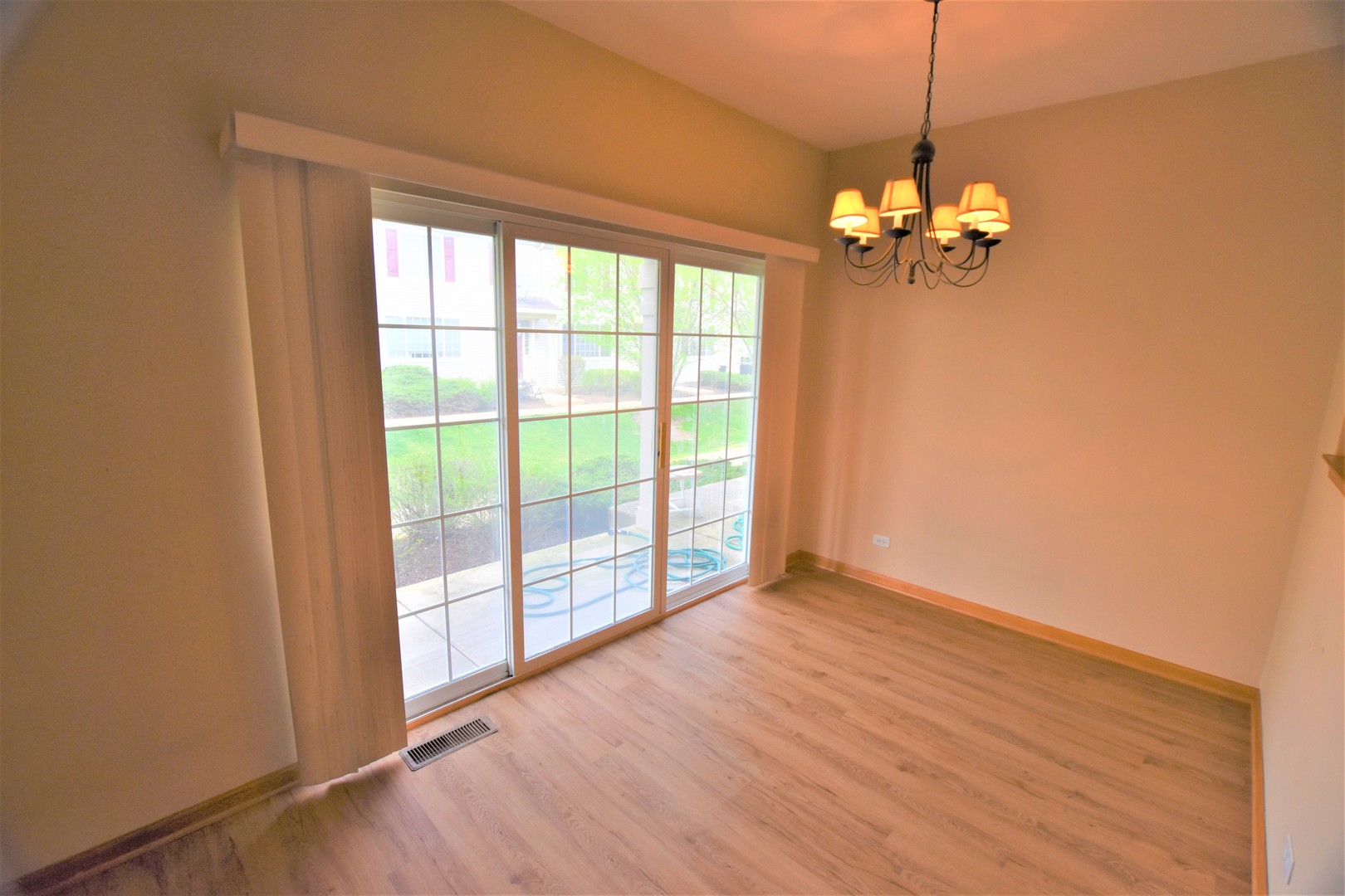 748 COUNTY LINE Road #748, Aurora, IL 60502