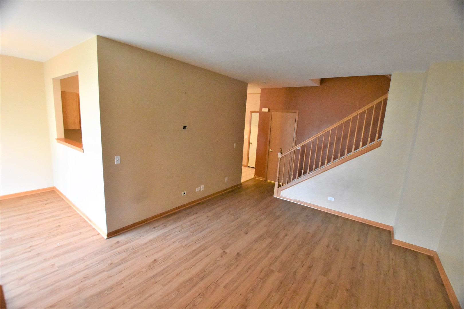 748 COUNTY LINE Road #748, Aurora, IL 60502