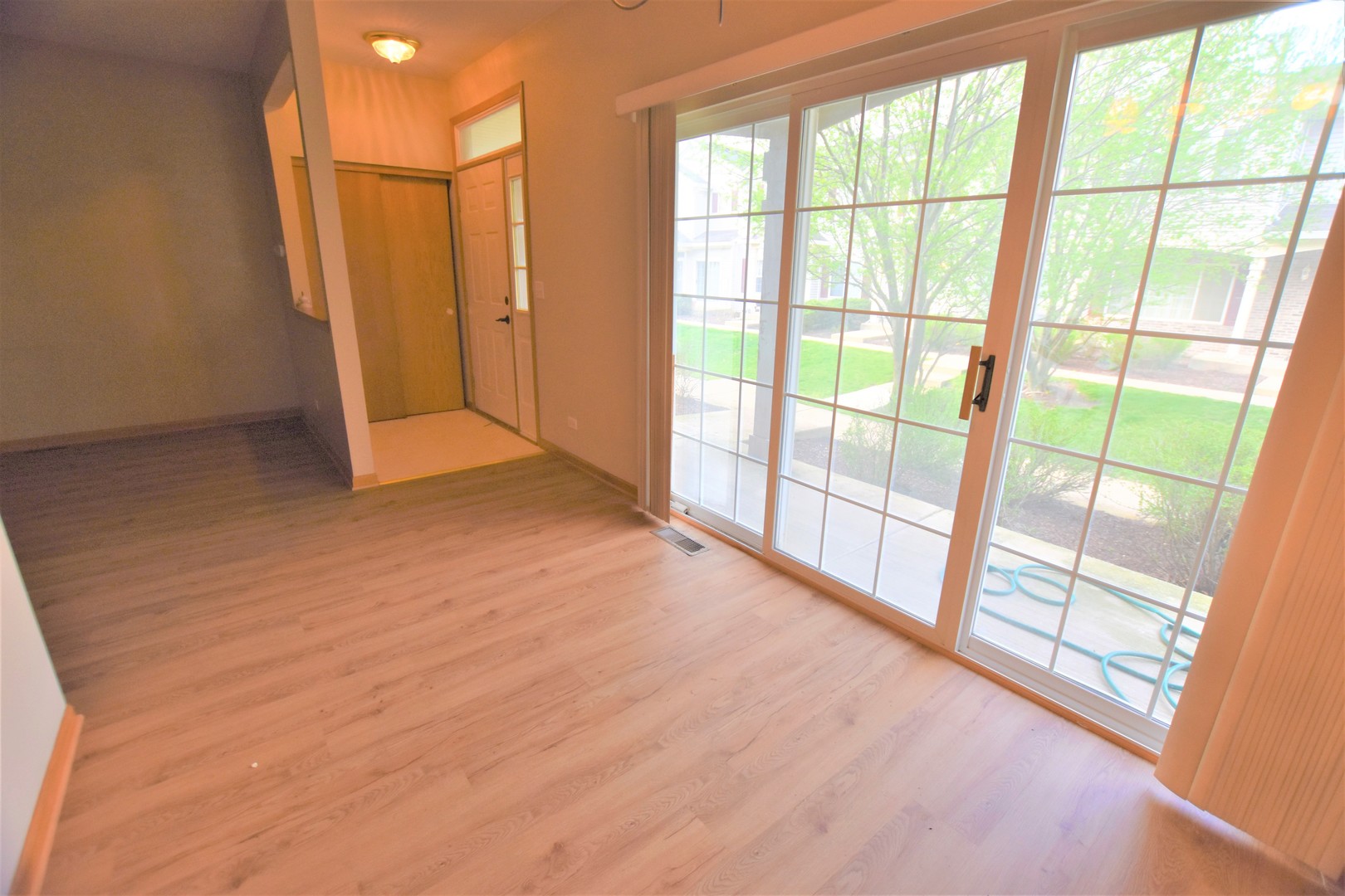 748 COUNTY LINE Road #748, Aurora, IL 60502