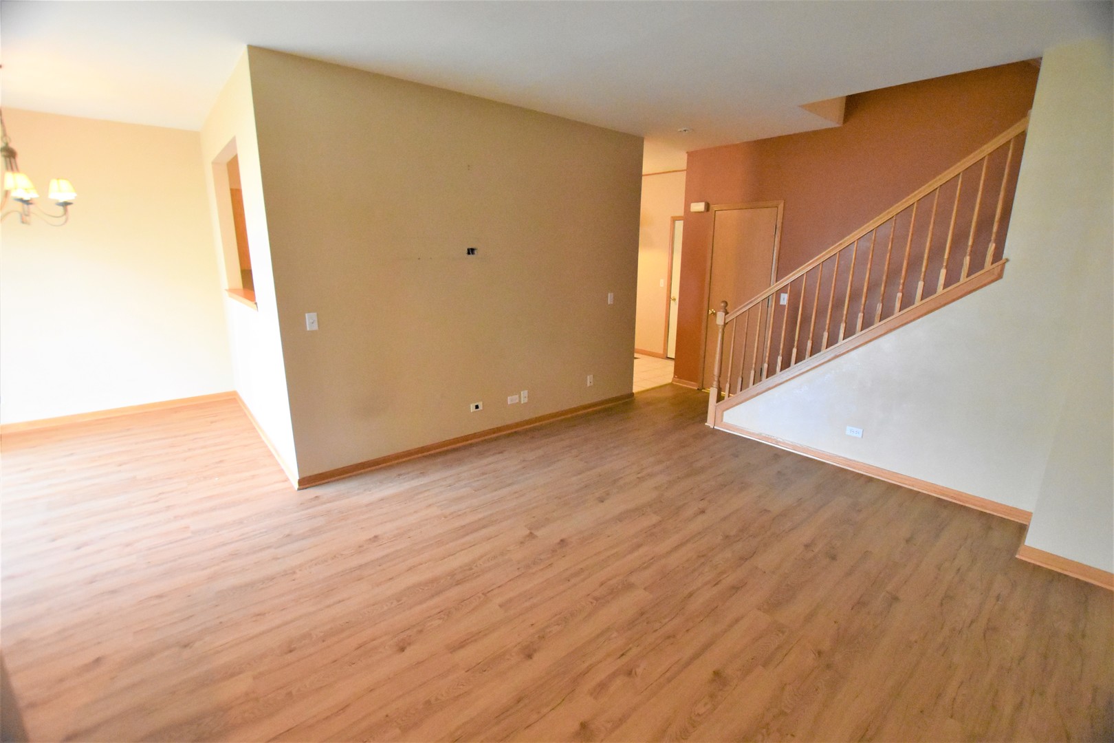 748 COUNTY LINE Road #748, Aurora, IL 60502