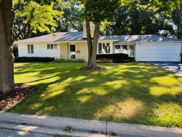 1945 Hickory Street, Waukegan, IL 60087