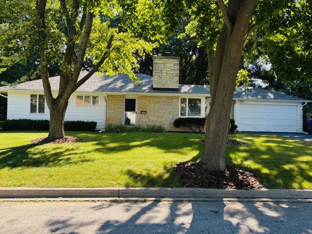 1945 Hickory Street, Waukegan, IL 60087