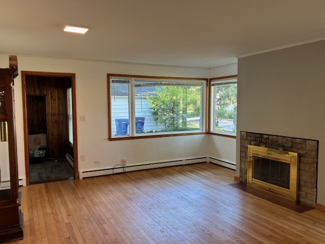 1945 Hickory Street, Waukegan, IL 60087