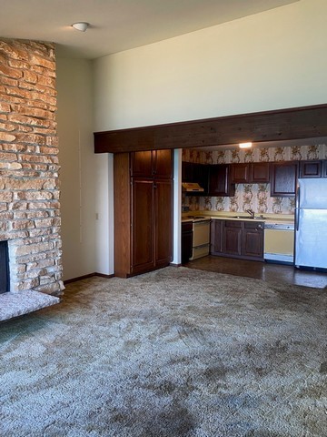 141 S Lakeshore Drive #B1, Racine, WI 53403