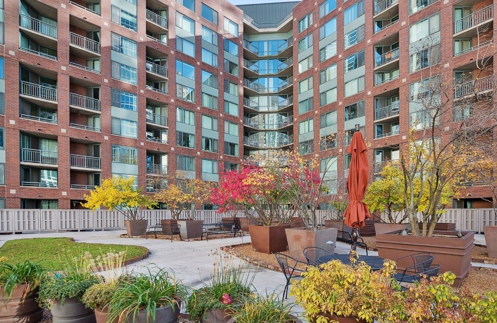 480 N McClurg Court #912, Chicago, IL 60611