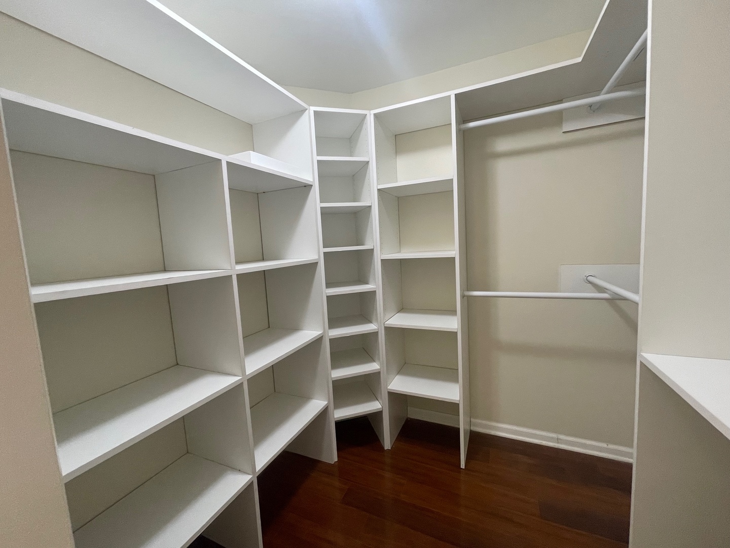 480 N McClurg Court #912, Chicago, IL 60611