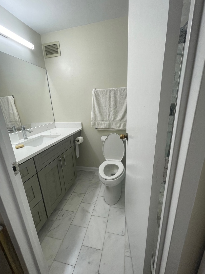 480 N McClurg Court #912, Chicago, IL 60611