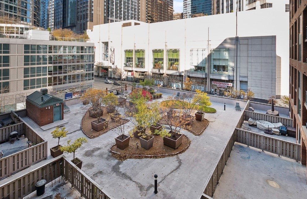 480 N McClurg Court #912, Chicago, IL 60611