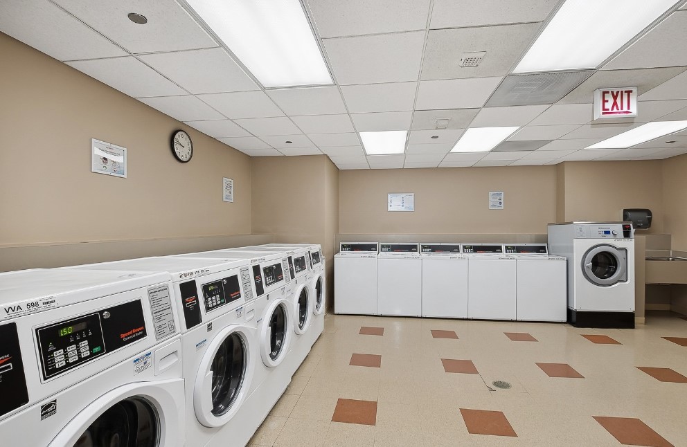480 N McClurg Court #912, Chicago, IL 60611
