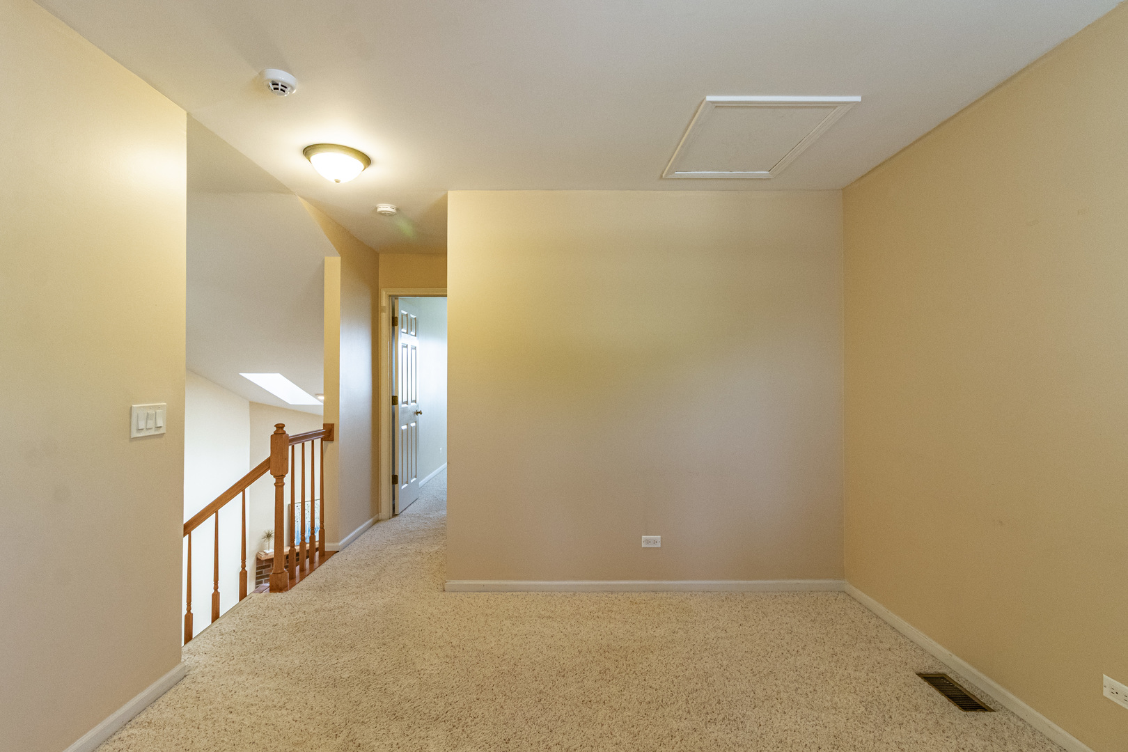 215 Woodstone Drive, Buffalo Grove, IL 60089