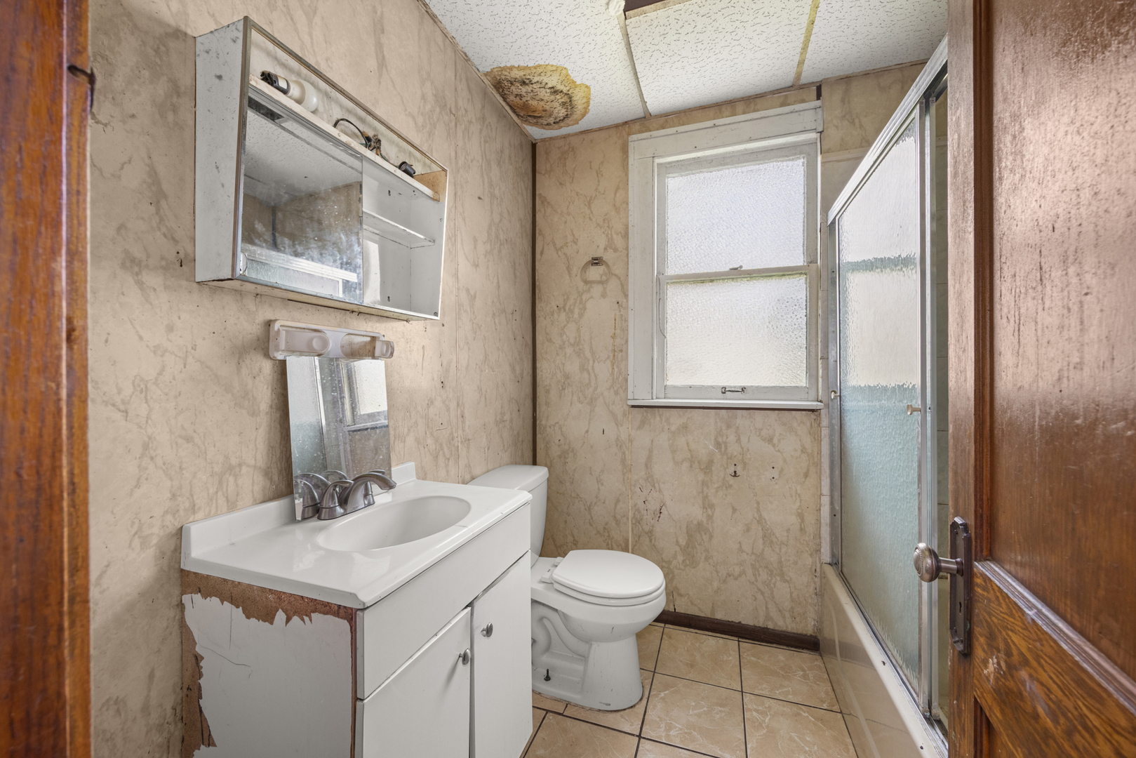 142 W 103rd Place, Chicago, IL 60628