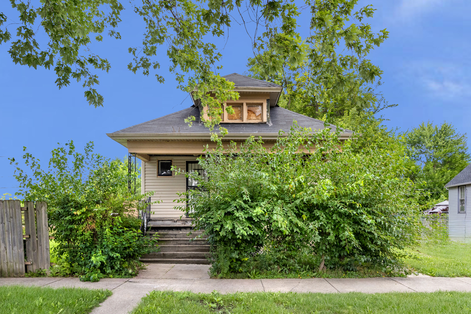 142 W 103rd Place, Chicago, IL 60628