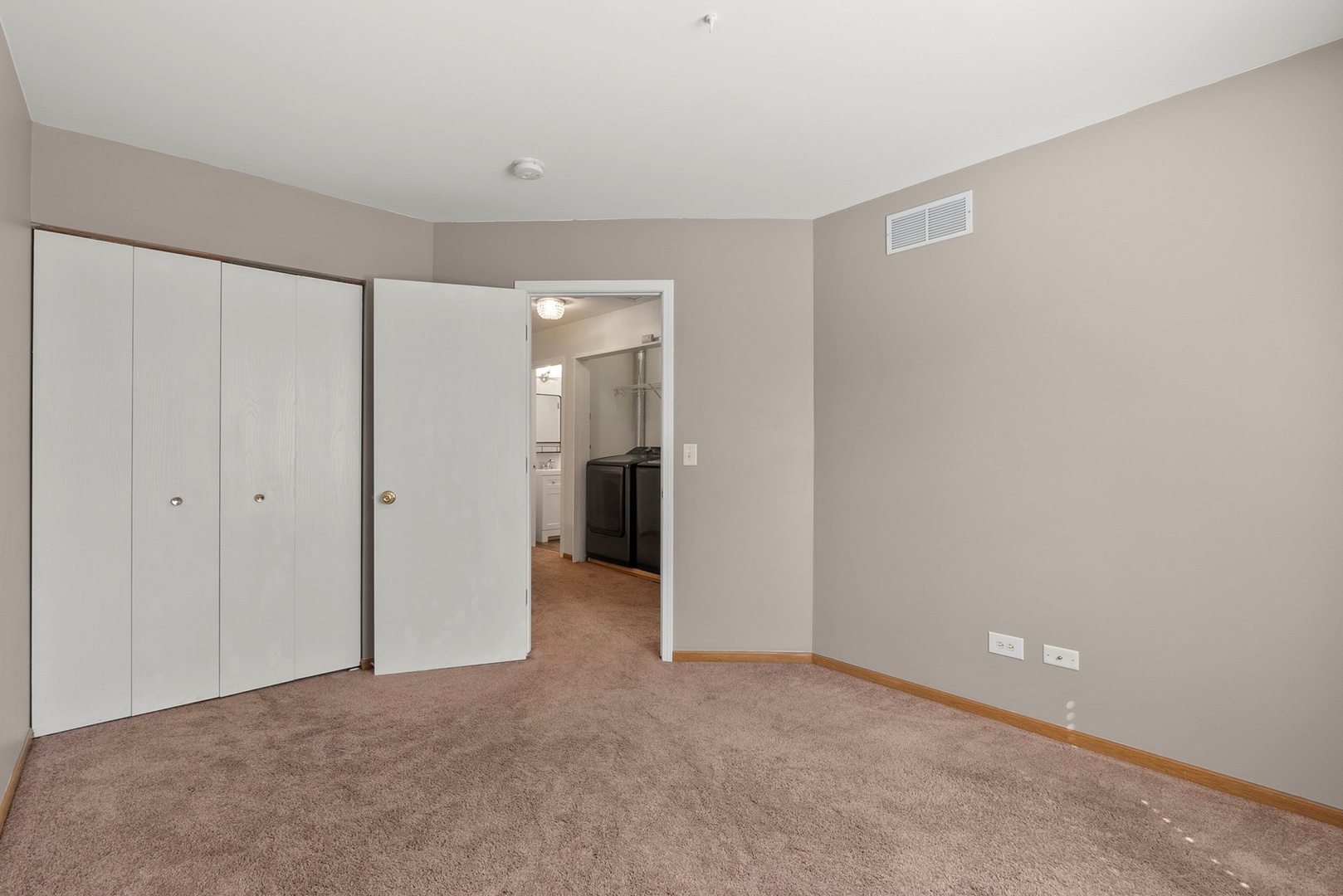 1565 Azalea Circle, Romeoville, IL 60446