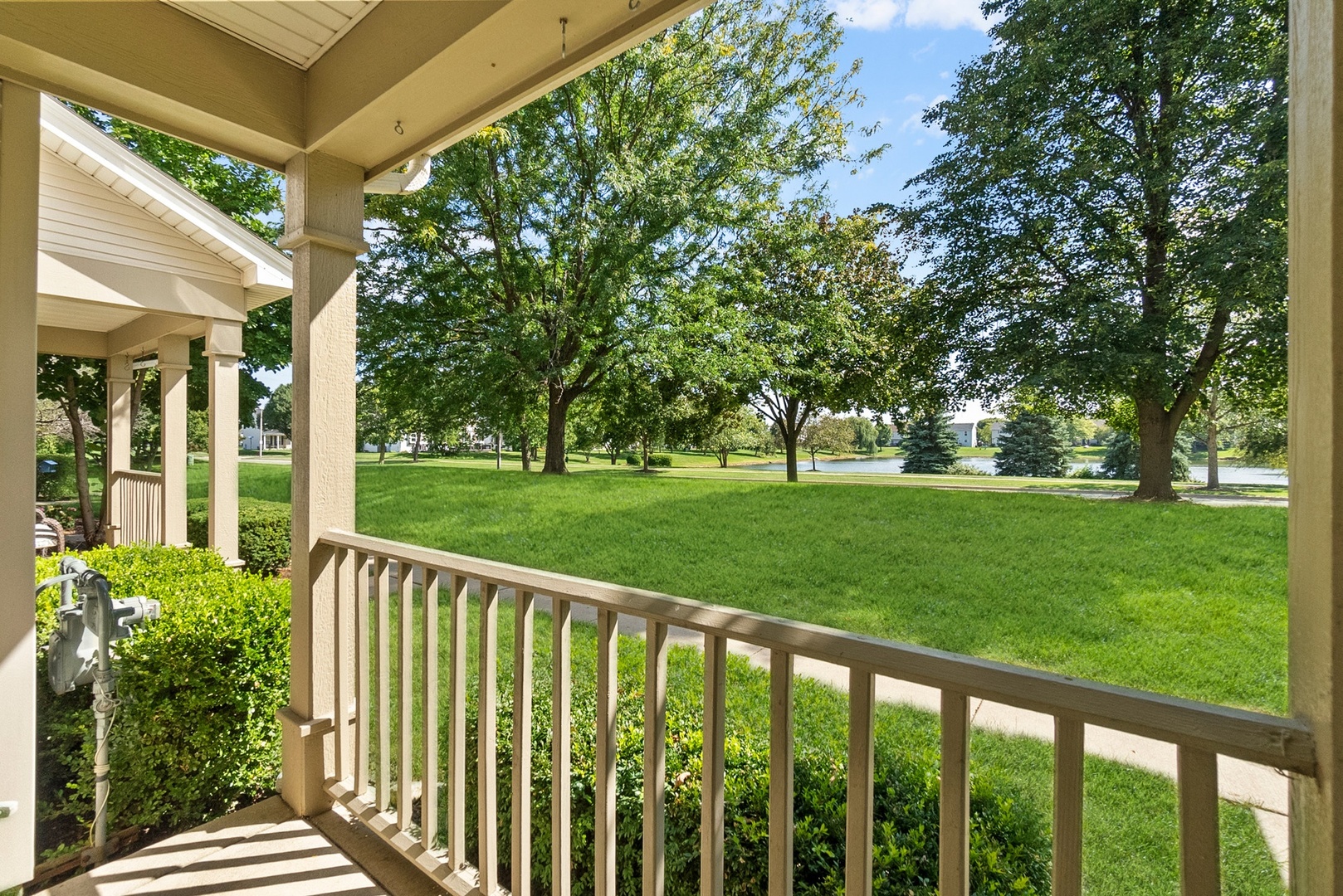 1565 Azalea Circle, Romeoville, IL 60446