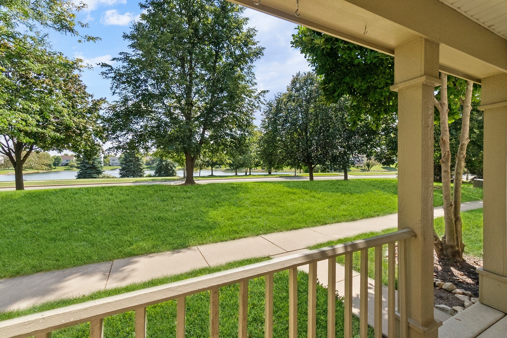 1565 Azalea Circle, Romeoville, IL 60446