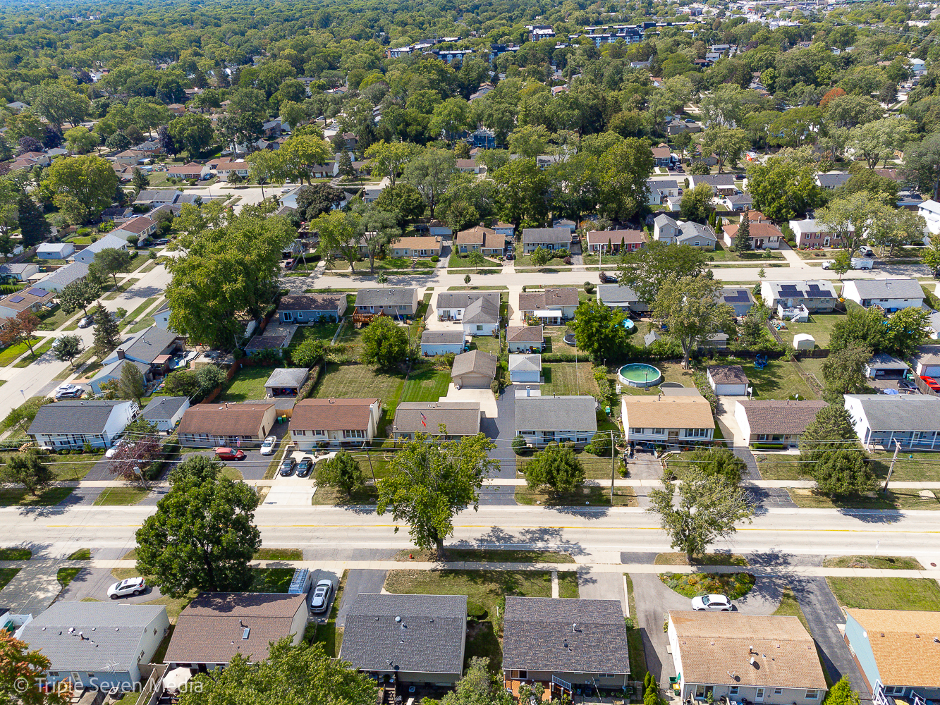 52 Schoenbeck Road, Wheeling, IL 60090