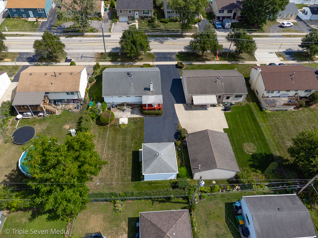 52 Schoenbeck Road, Wheeling, IL 60090