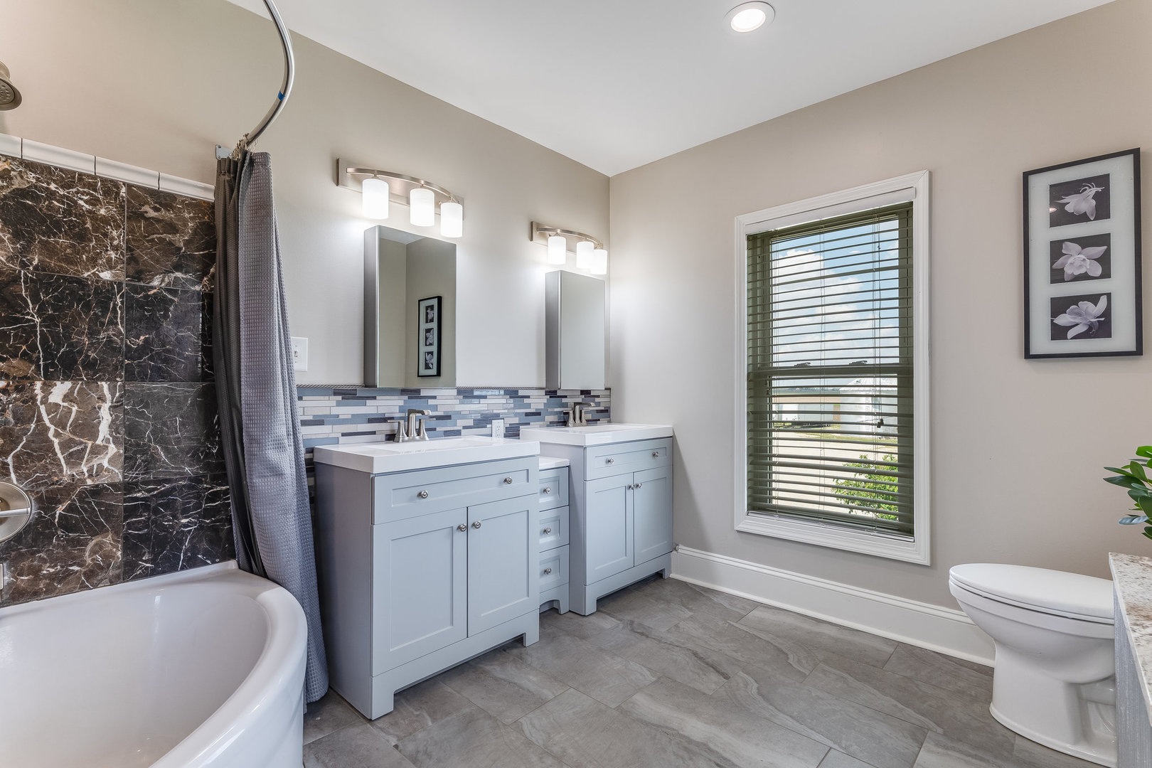 4731 East 10th Road, Earlville, IL 60518