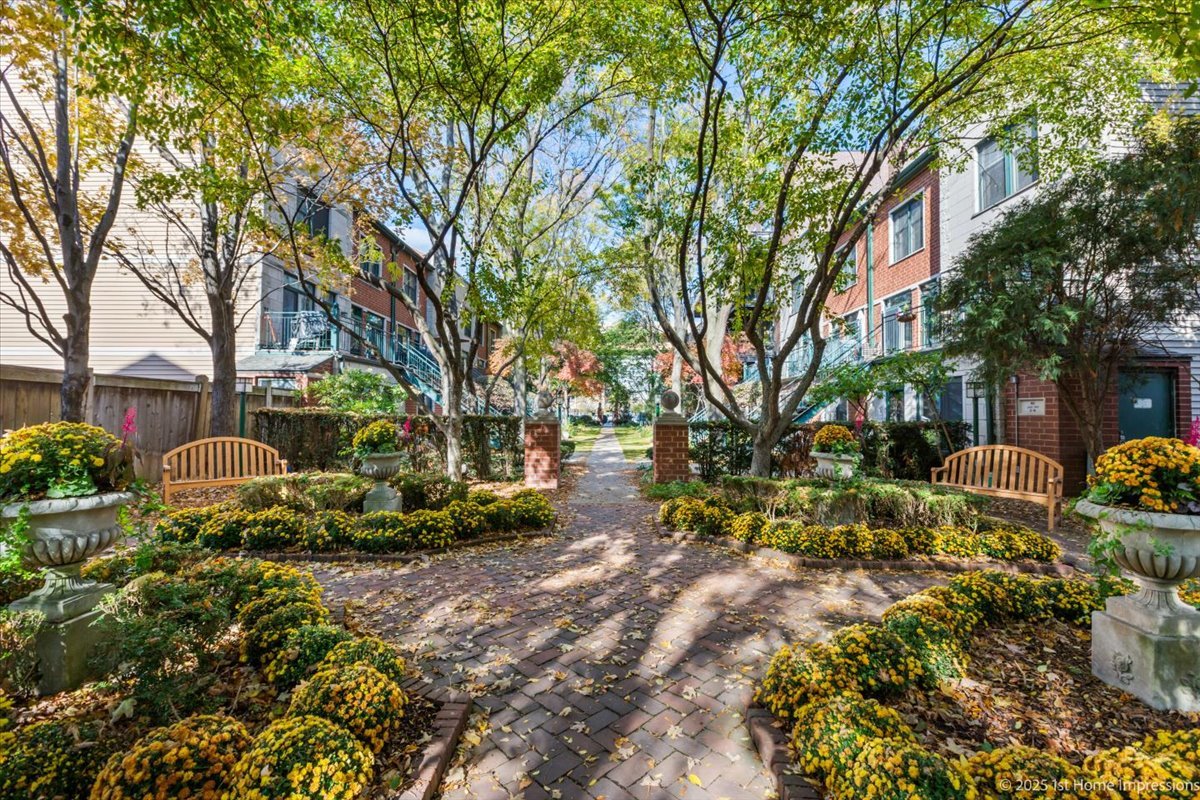 1812 S State Street #34, Chicago, IL 60616