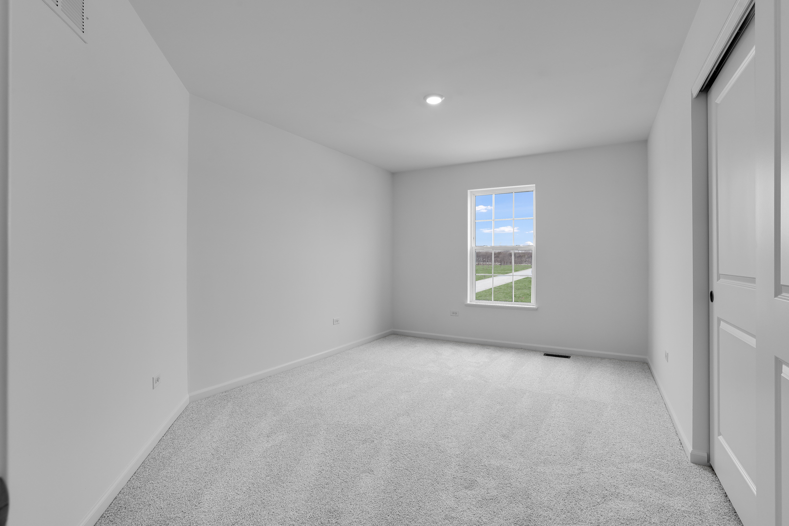 163 Henderson Street, Oswego, IL 60543