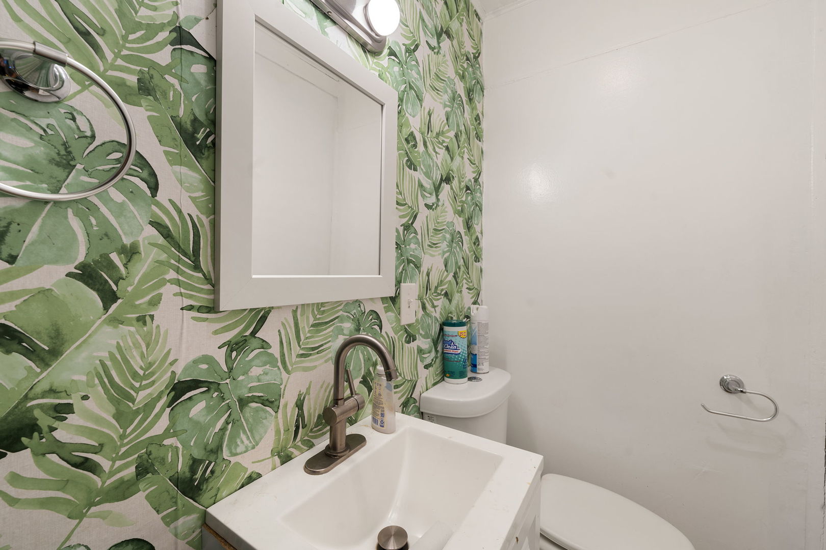 5840 W North Avenue, Chicago, IL 60639