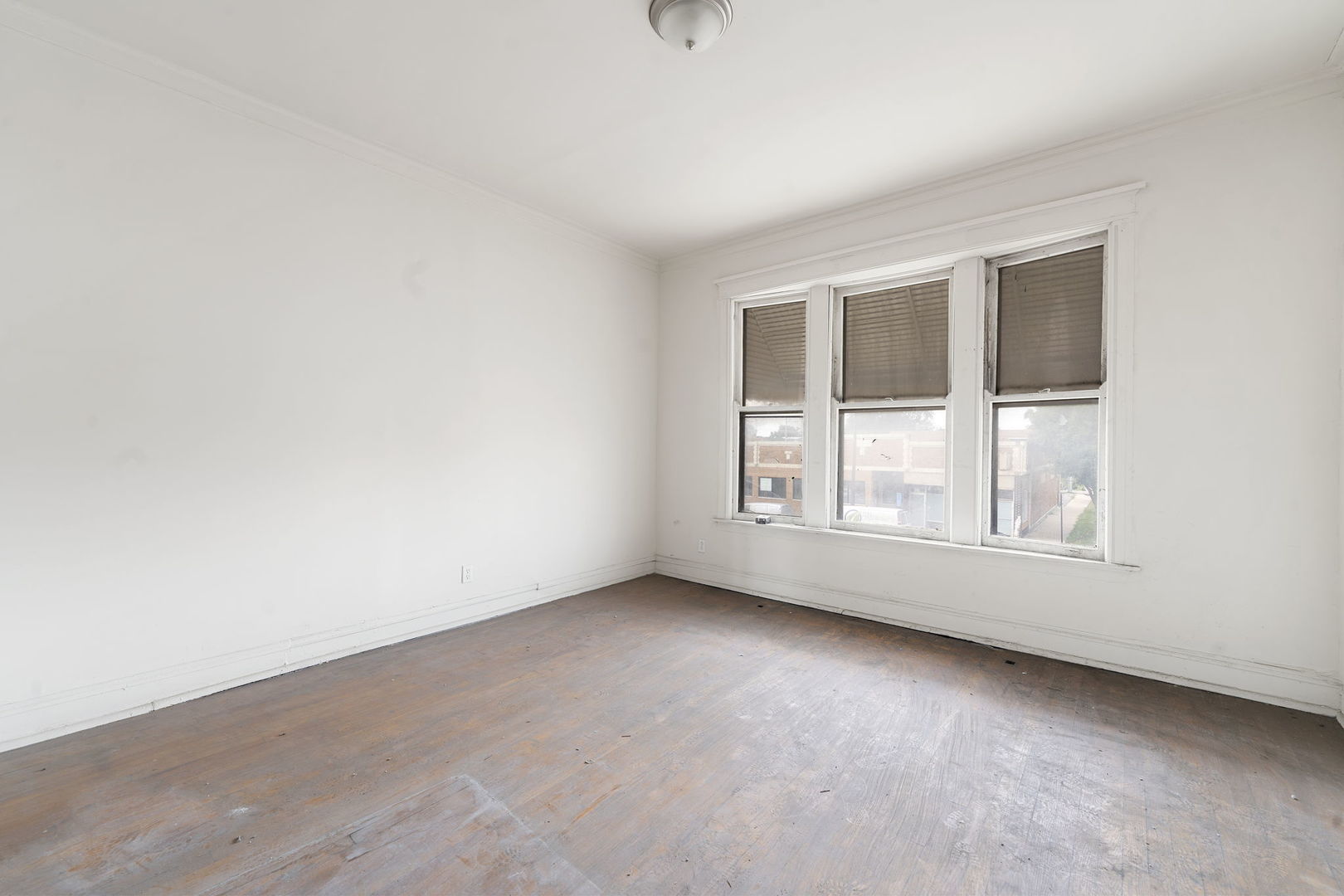 5840 W North Avenue, Chicago, IL 60639