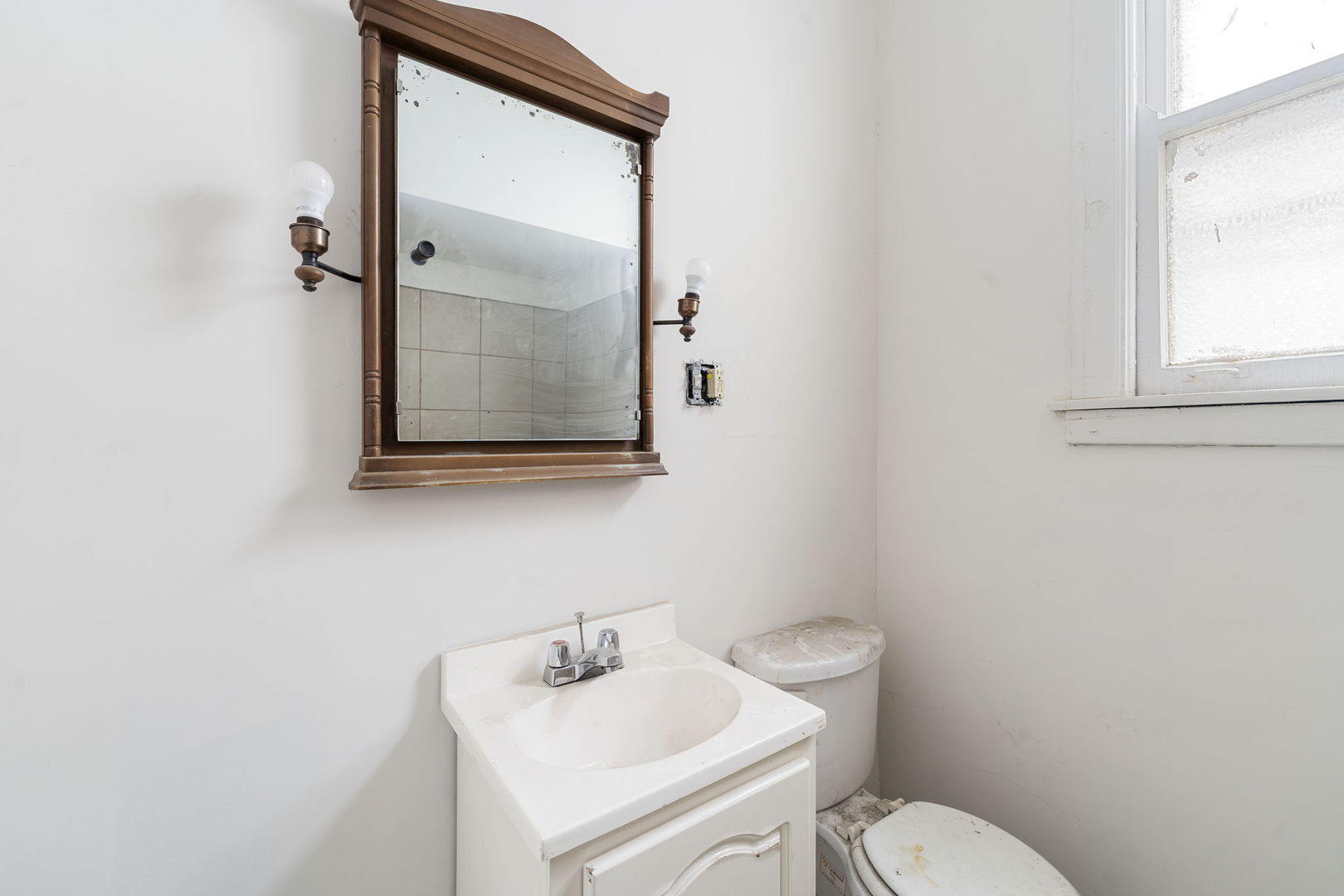 5840 W North Avenue, Chicago, IL 60639