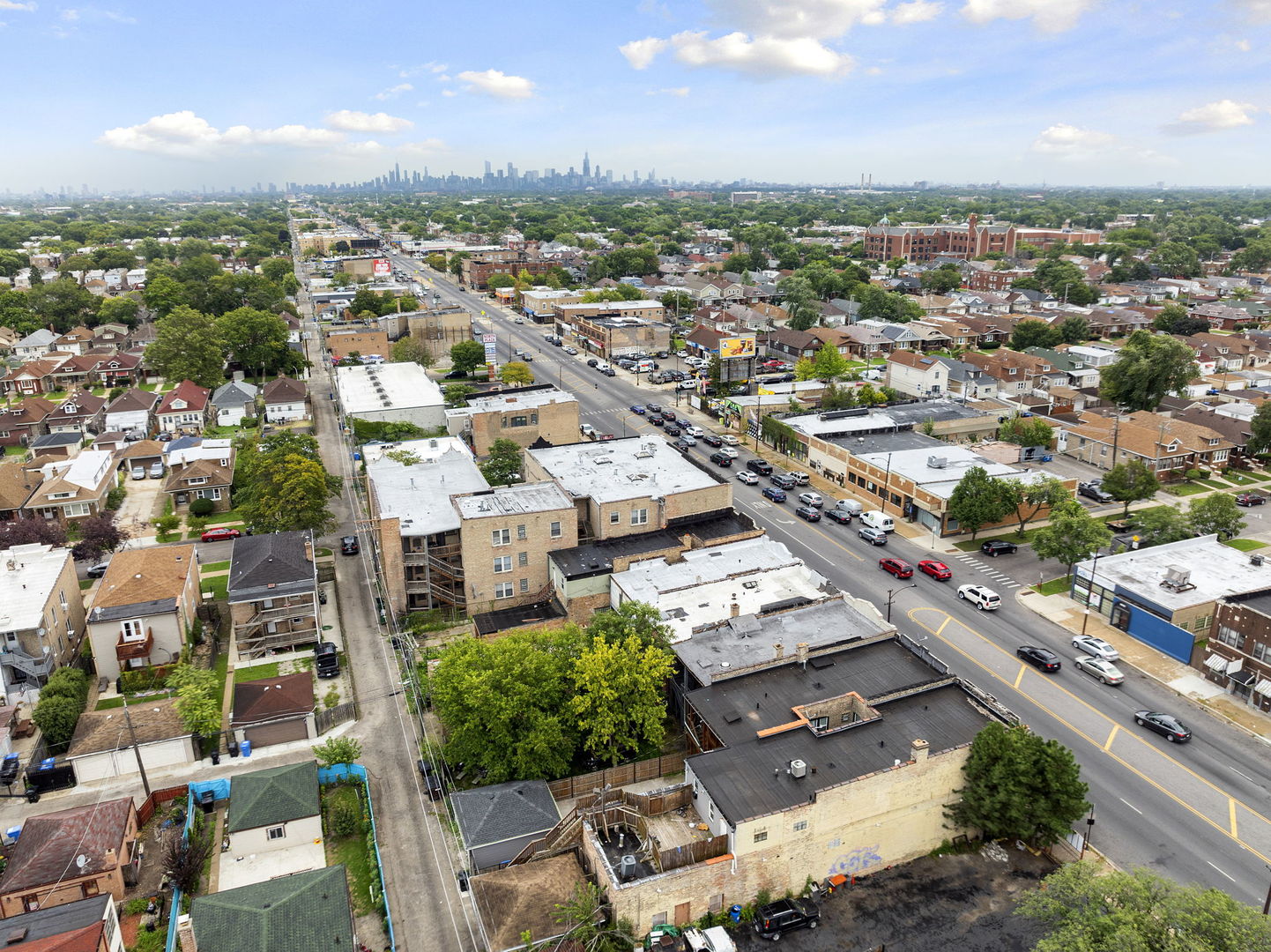 5840 W North Avenue, Chicago, IL 60639