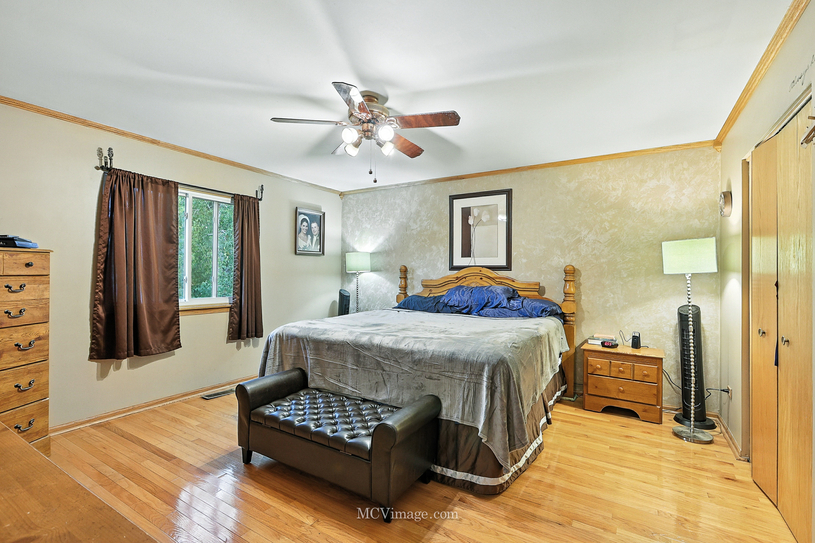 4012 Brenton Drive, Joliet, IL 60431
